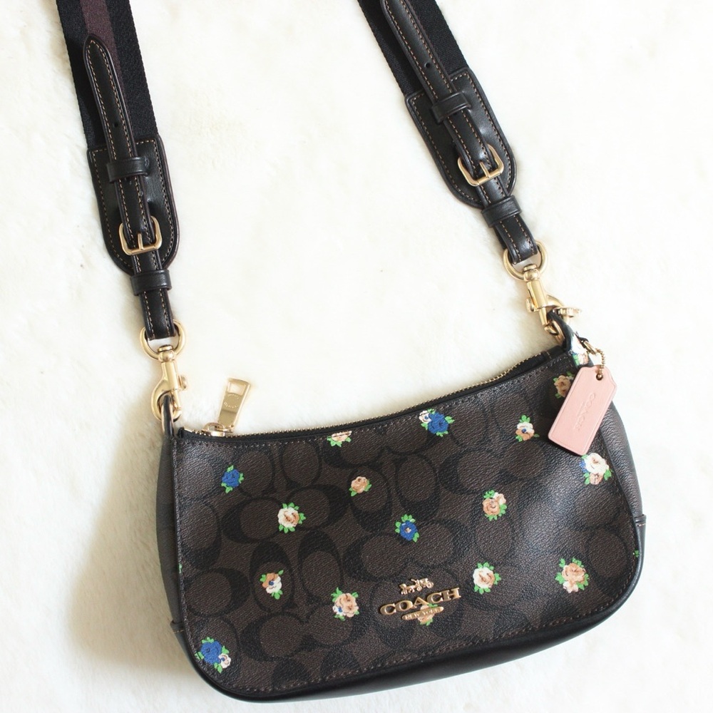Coach Jes Baguette Signature Canvas Mini Rose Print